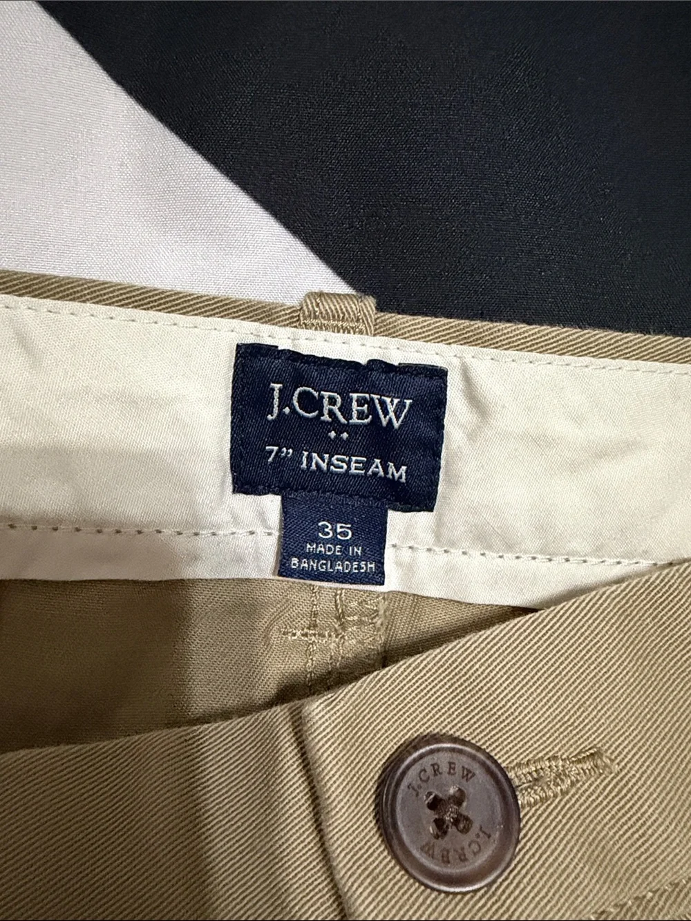 J. Crew Men’s Tan Flat Front Chino Shorts